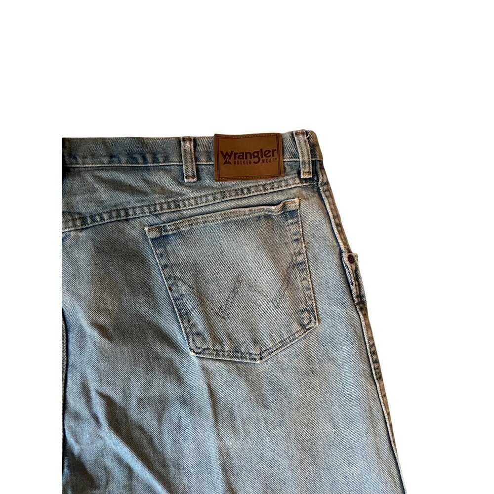 Wrangler Blue Jeans Men's Size 44x32 Cotton Denim Casual Wear Straight Leg